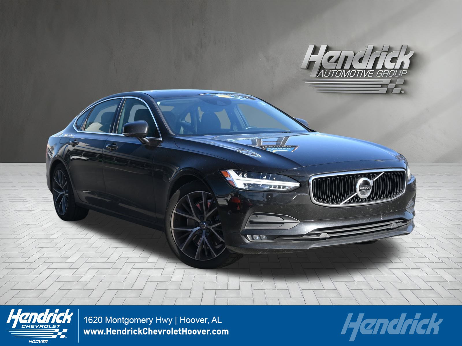 Used 2018 Volvo S90 T6 Momentum w/ Convenience Package image 1