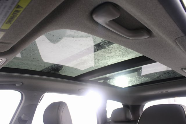 Used 2020 Hyundai Santa Fe Limited image 11