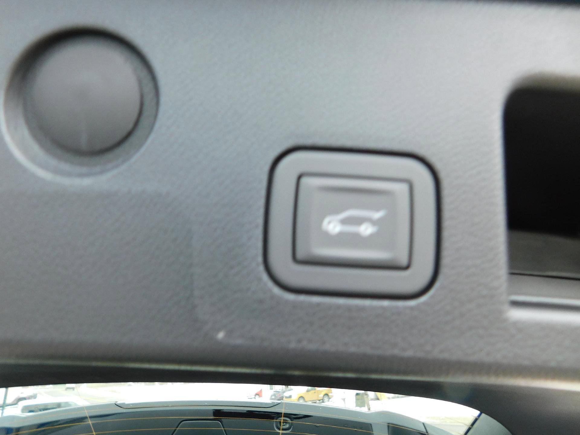 New 2026 Chevrolet Equinox LT w/ Convenience Package II image 17