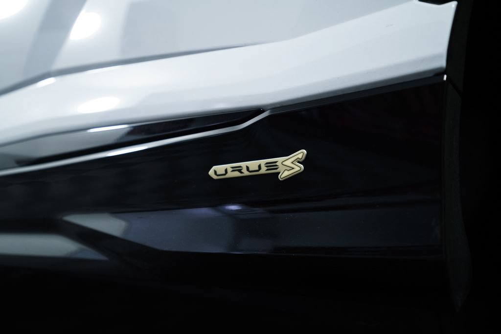 Used 2024 Lamborghini Urus S AWD/4WD image 19
