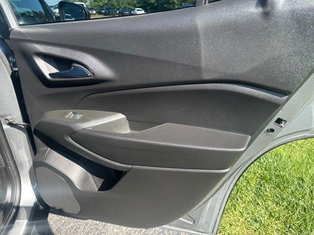 Certified 2024 Chevrolet Trax RS w/ Driver Confidence Package image 21