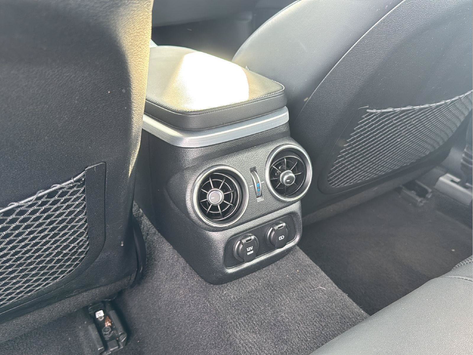 Used 2023 Kia Stinger GT2 RWD image 19