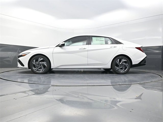 New 2026 Hyundai Elantra Limited image 35