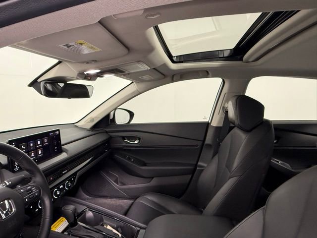 Used 2025 Honda Accord EX-L image 29