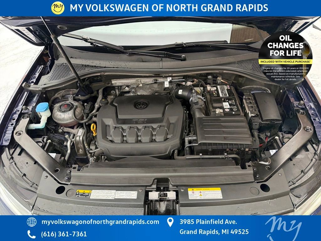 Used 2022 Volkswagen Tiguan SE w/ Panoramic Sunroof Package image 27