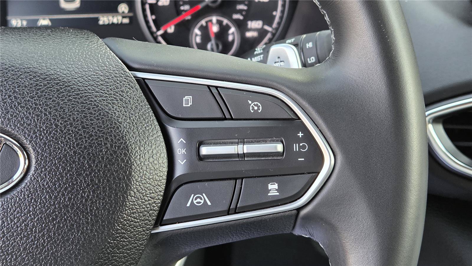 Used 2023 Hyundai Santa Fe SEL AWD/4WD image 20