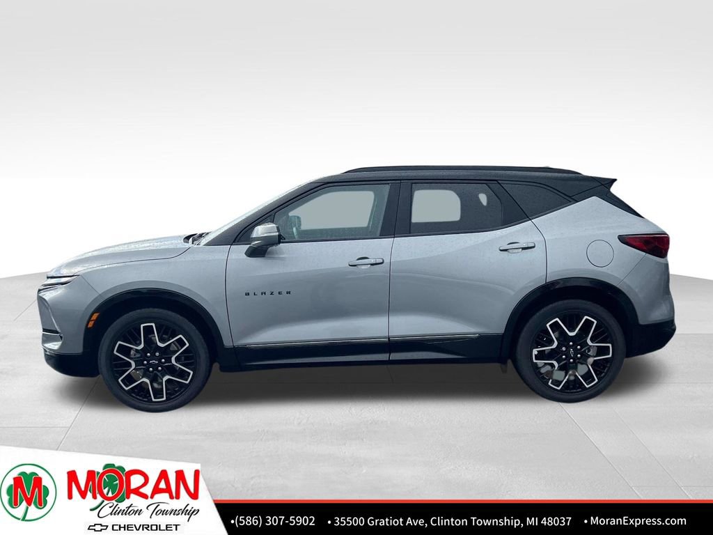Certified 2023 Chevrolet Blazer RS image 3