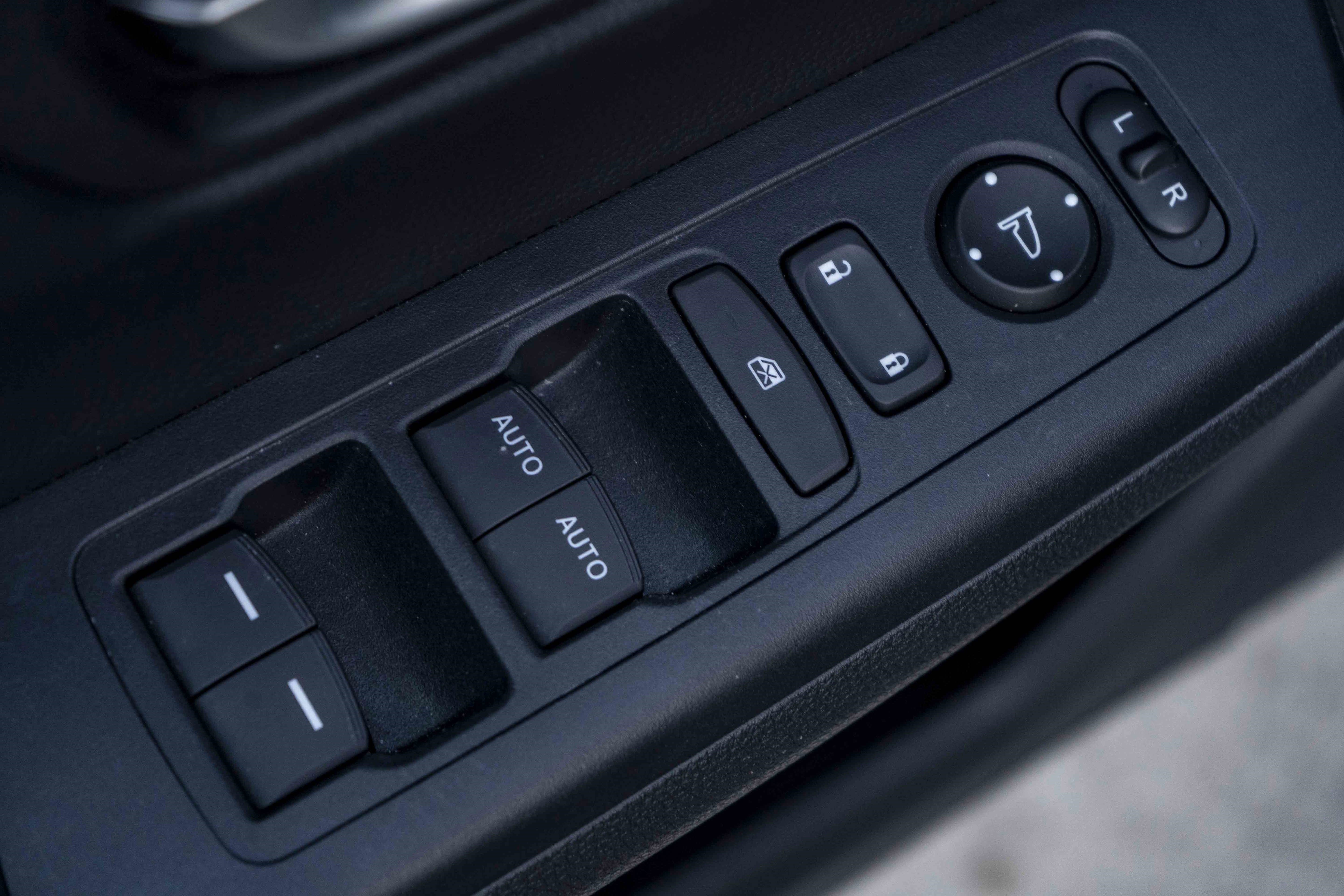 Used 2023 Honda CR-V Sport image 37