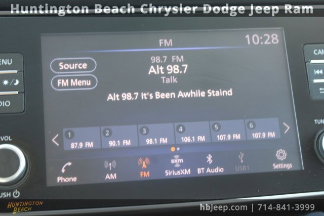 Used 2022 Nissan Leaf SV image 21