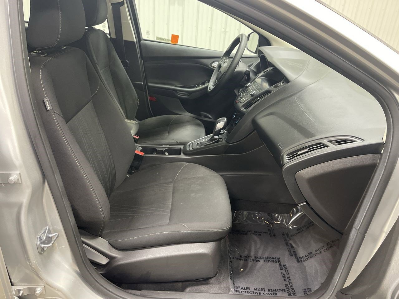 Used 2018 Ford Focus SE image 18