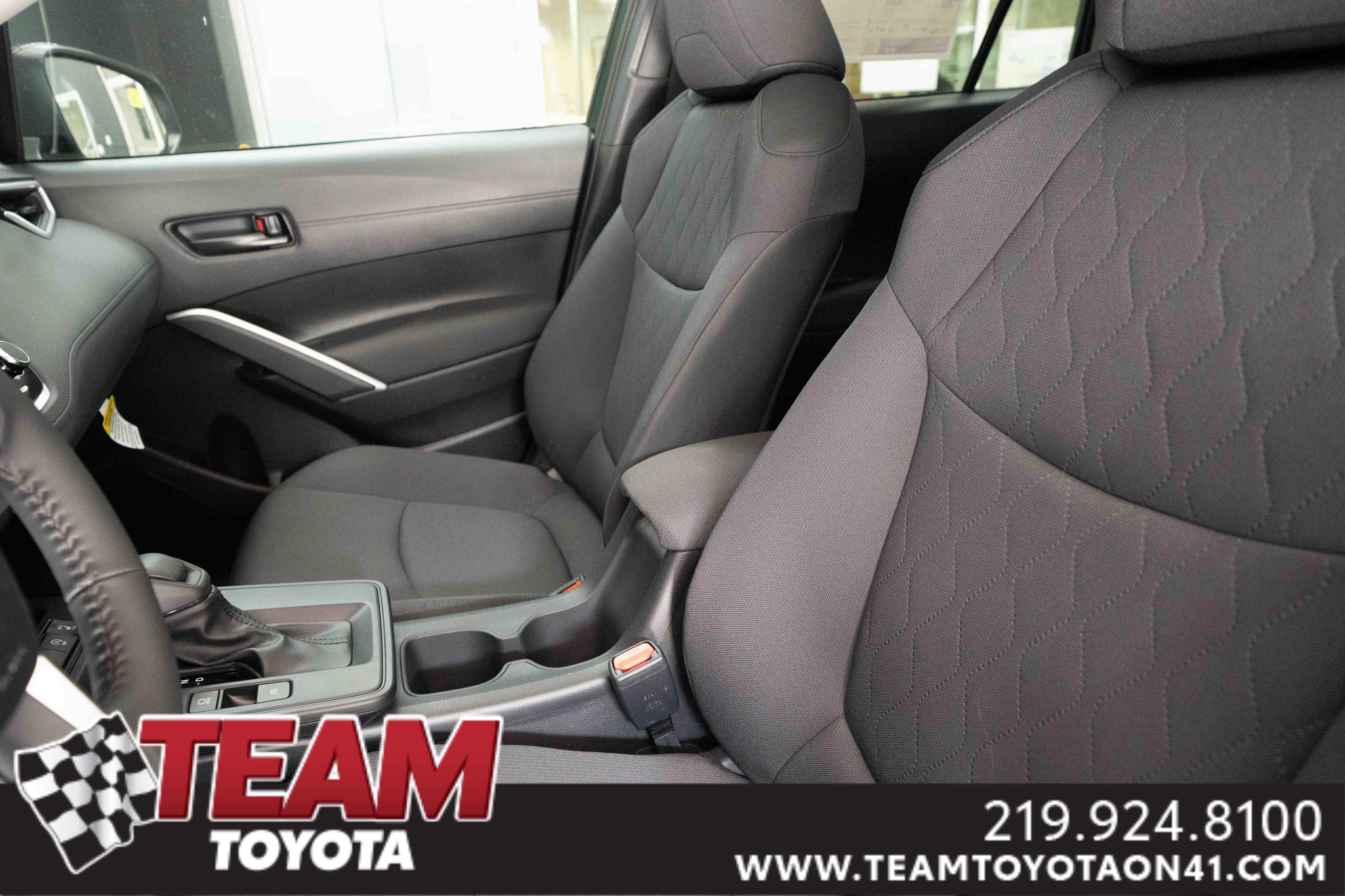 New 2026 Toyota Corolla Cross LE w/ Moonroof Package image 10