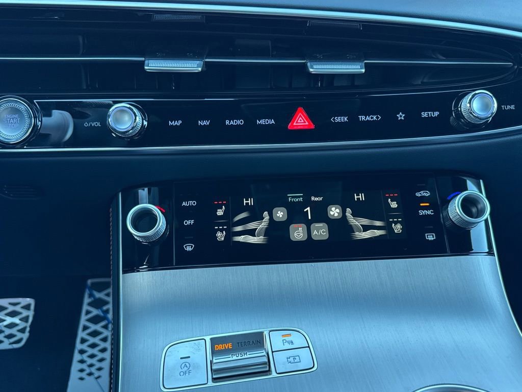 New 2026 Genesis GV70 3.5T Sport Advanced image 14