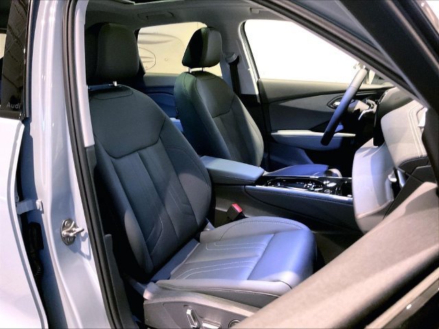 New 2026 Audi Q3 quattro 2.0T AWD/4WD image 13