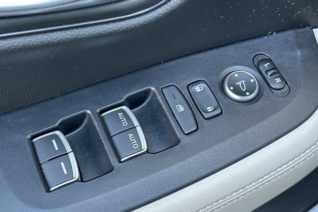 Used 2024 Honda HR-V EX-L image 13