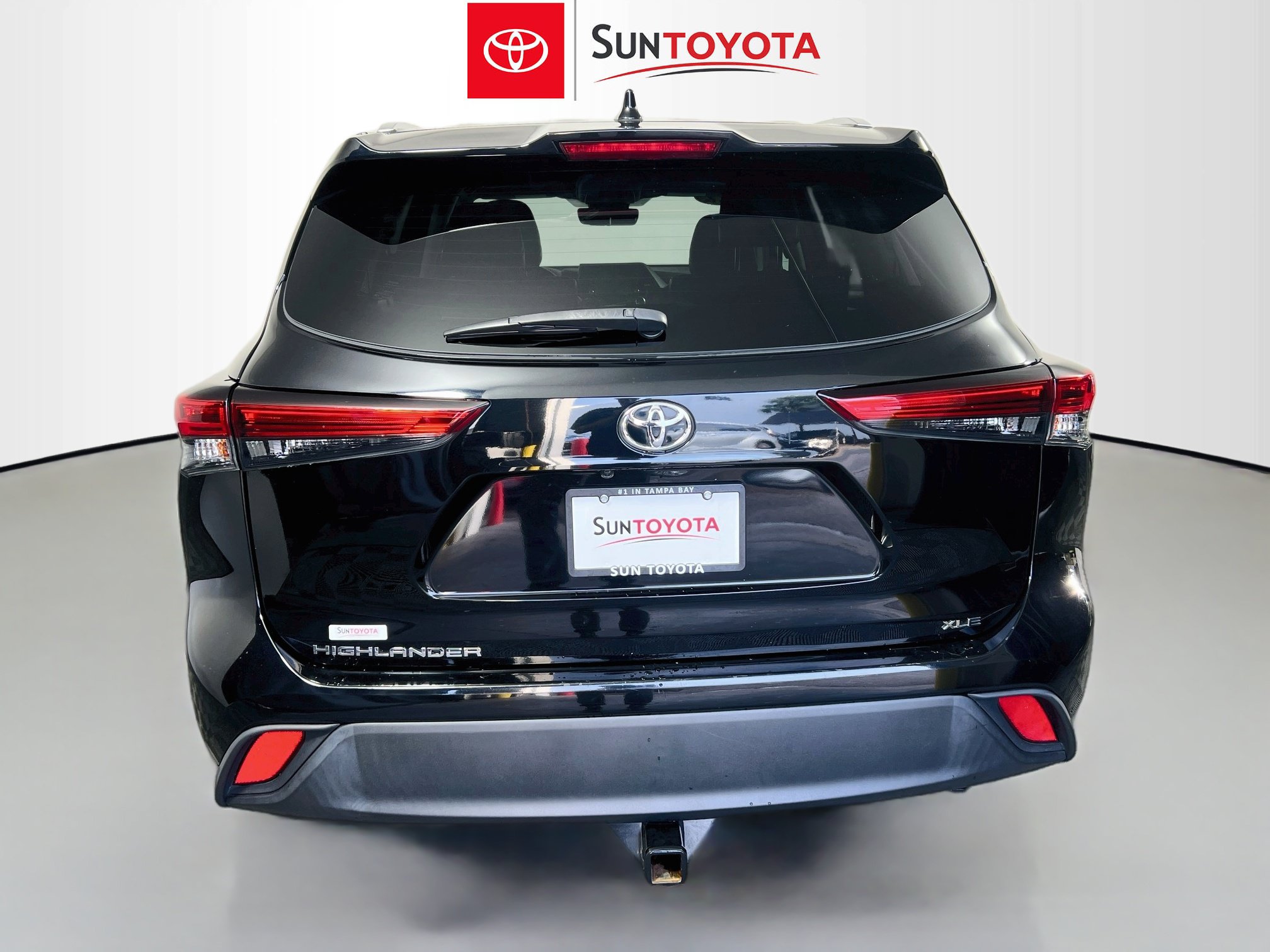 Used 2022 Toyota Highlander XLE FWD image 5
