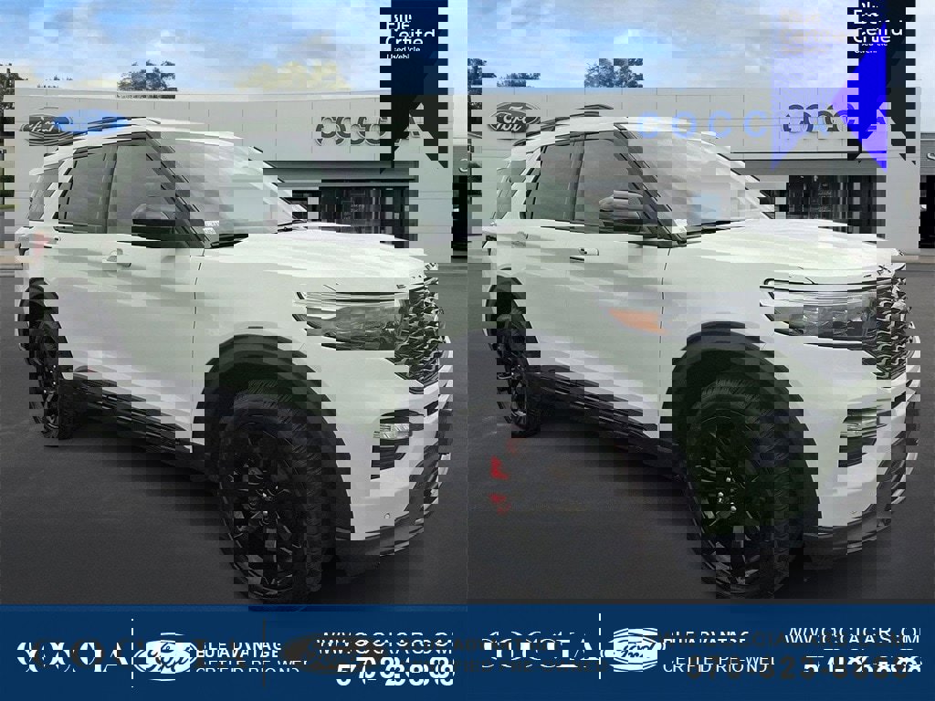Certified 2024 Ford Explorer ST w/ Equipment Group 401A image 3