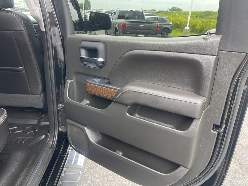 Used 2017 GMC Sierra 1500 Denali AWD/4WD image 13