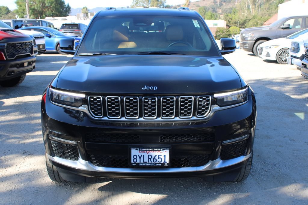 Used 2021 Jeep Grand Cherokee L Summit w/ Advanced Protech Group IV AWD/4WD image 2