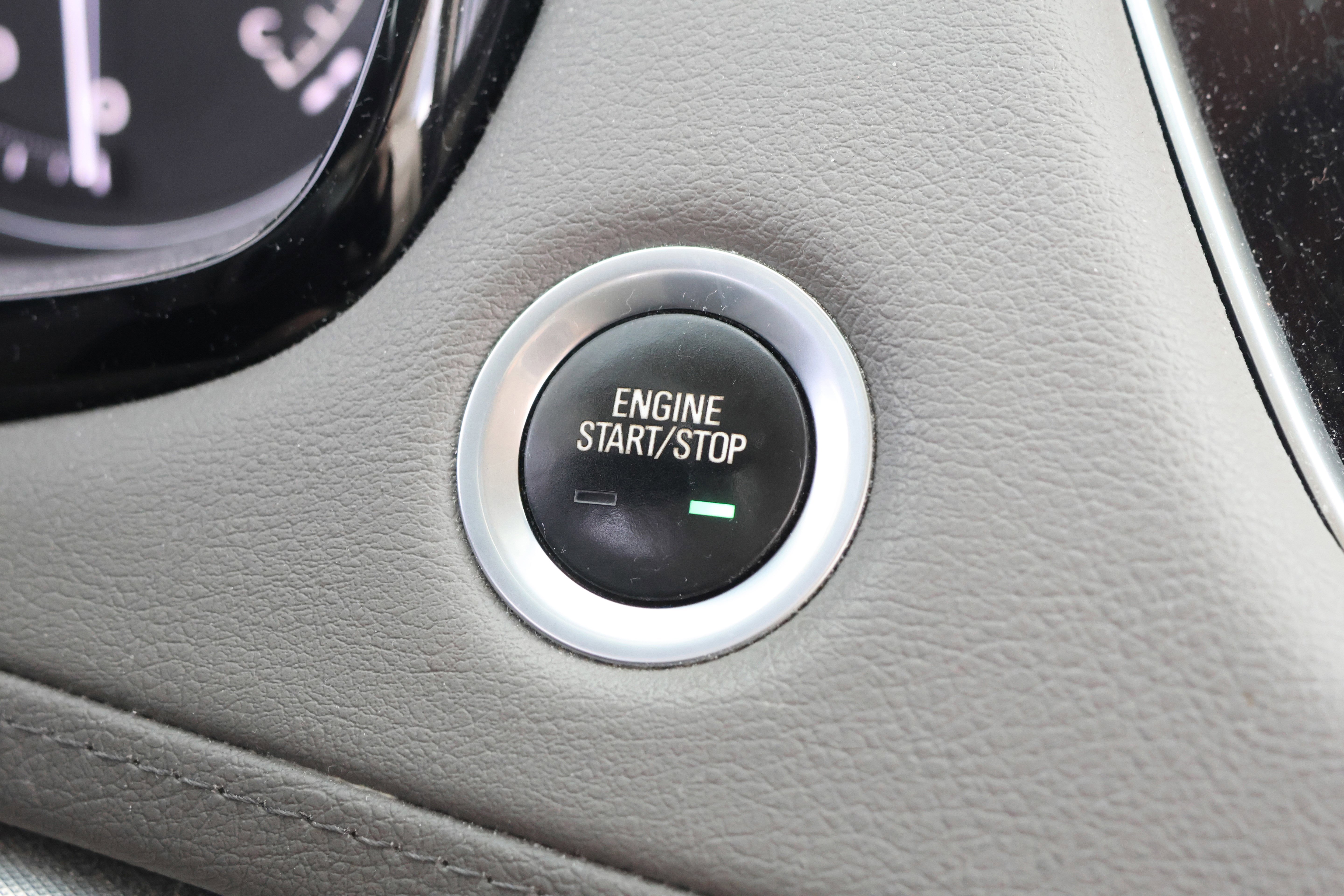 Used 2021 Cadillac XT5 Premium Luxury image 24