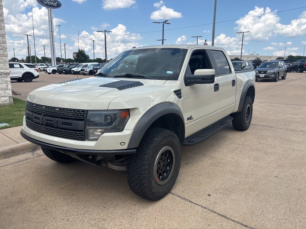 Used 2014 Ford F150 Raptor w/ Equipment Group 801A Luxury AWD/4WD video 1