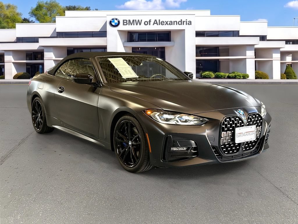 Used 2024 BMW 430i Convertible w/ M Sport Package RWD image 3