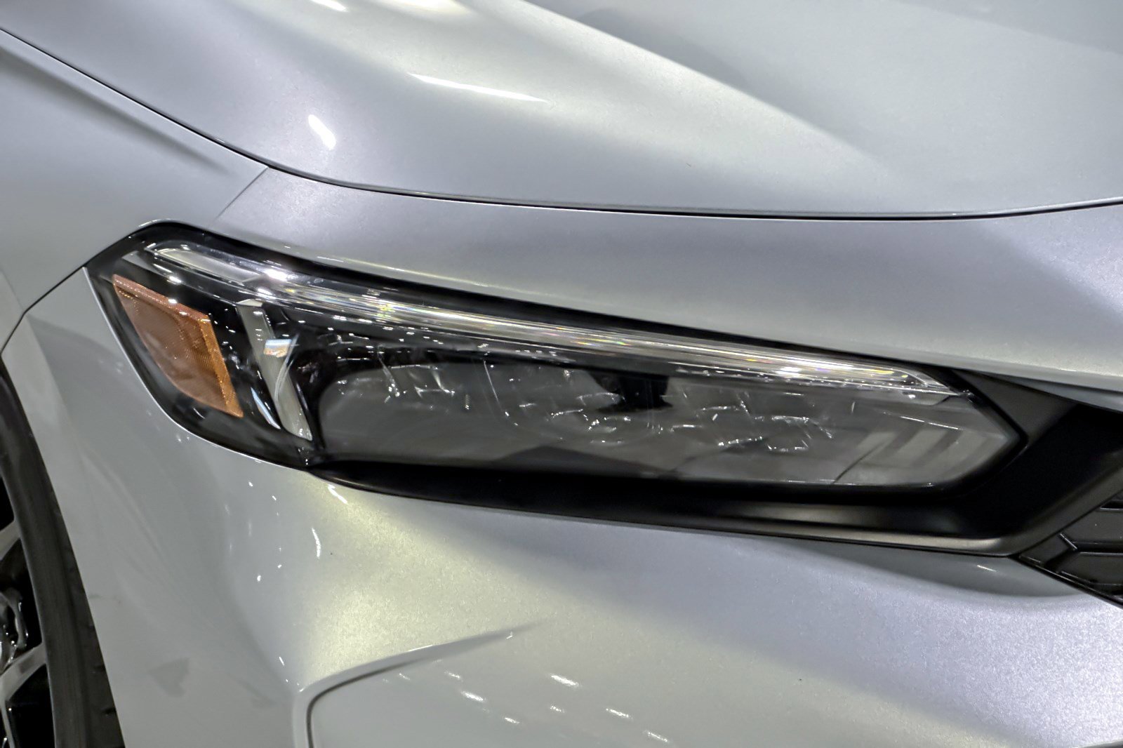 Used 2025 Honda Civic Sport image 11