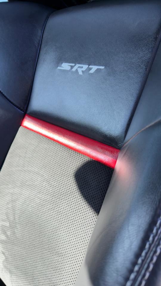 Used 2014 Dodge Challenger SRT8 w/ Harman/Kardon Audio Group image 30