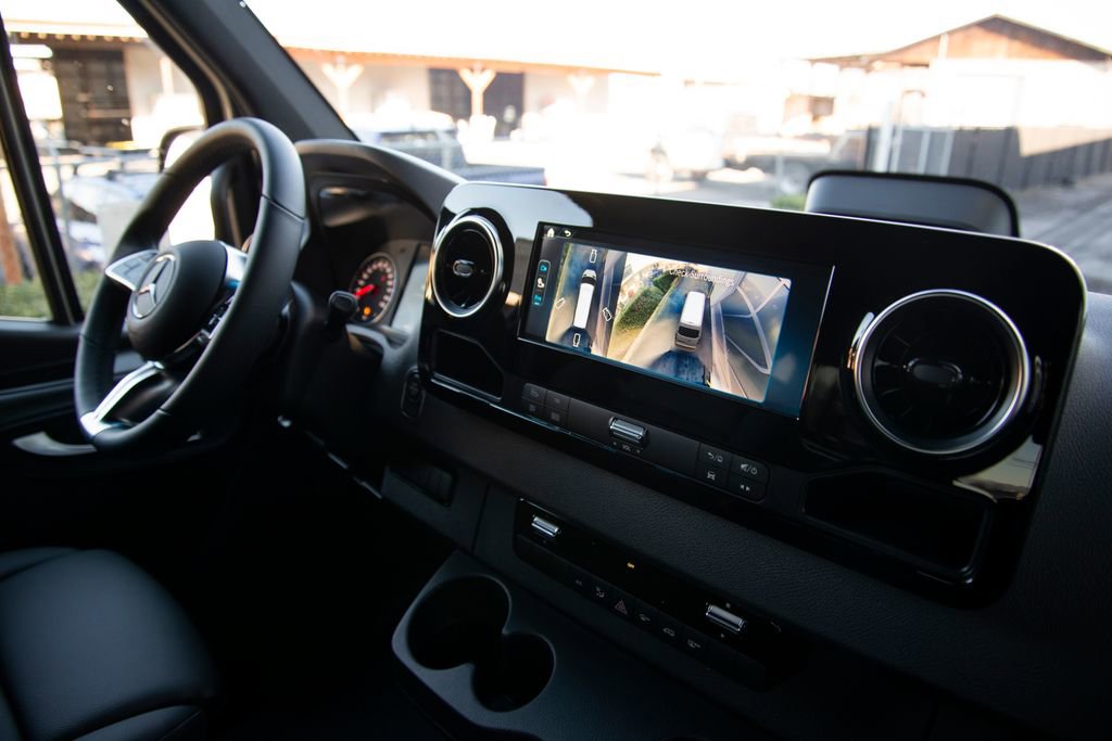 New 2026 Mercedes-Benz Sprinter 2500 image 15