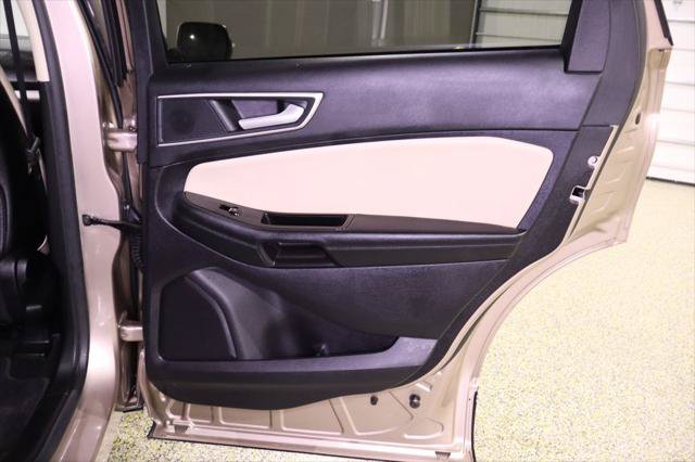 Used 2020 Ford Edge SEL w/ Convenience Package FWD image 37