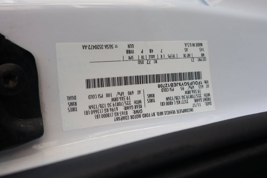 Used 2018 Ford F550 2WD Regular Cab Super Duty image 42