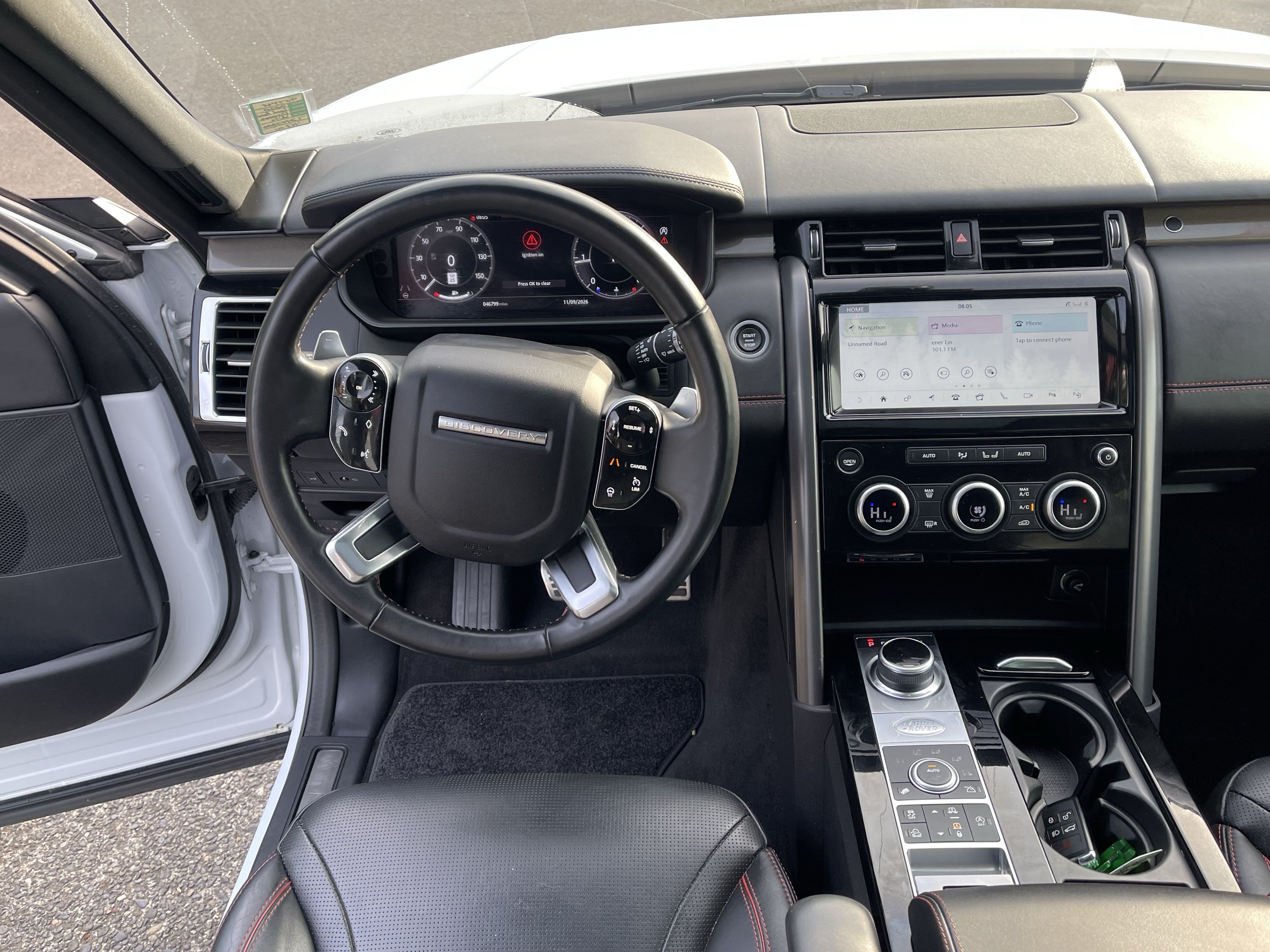 Used 2020 Land Rover Discovery HSE Luxury AWD/4WD image 11