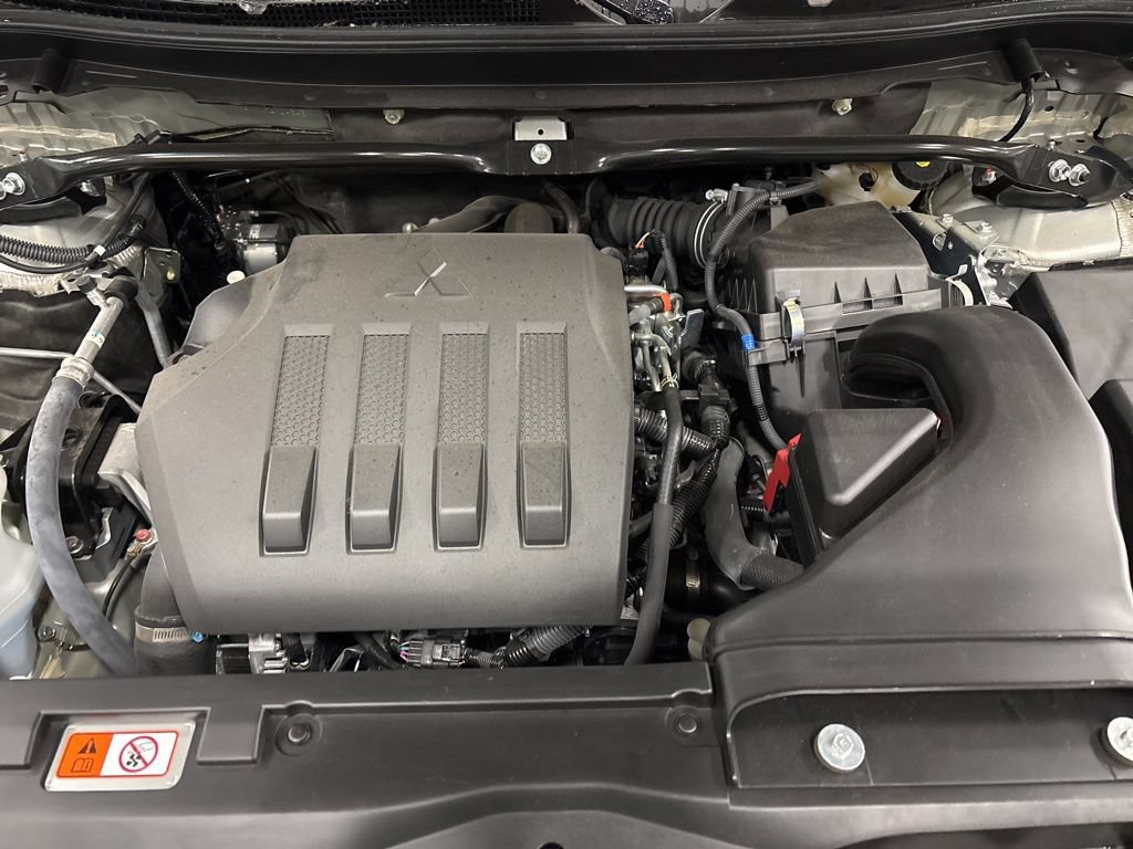 Used 2024 Mitsubishi Eclipse Cross SE AWD/4WD image 12