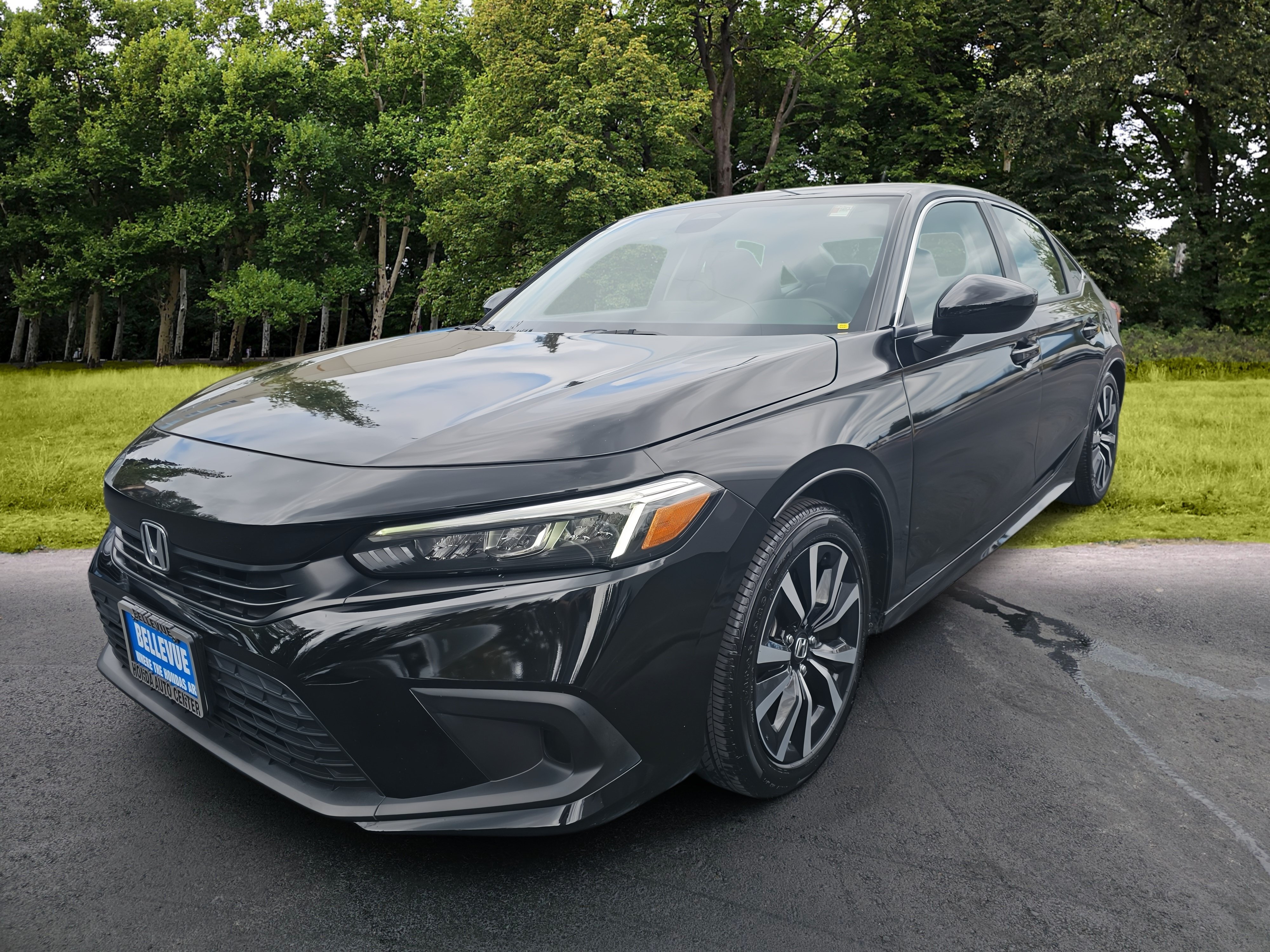 Used 2023 Honda Civic EX image 3