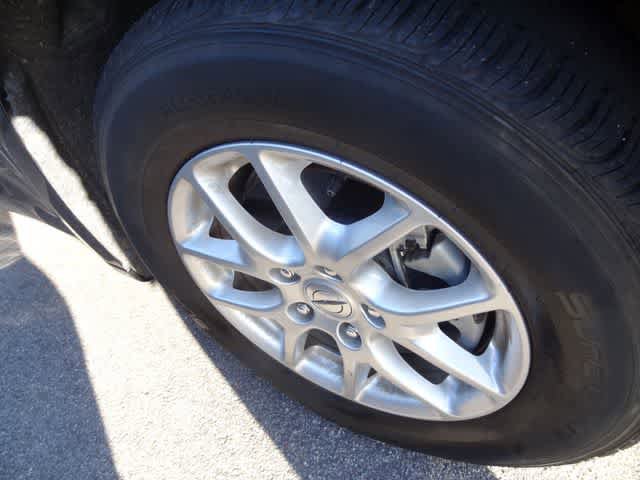 Used 2023 Chrysler Pacifica Touring-L FWD image 10
