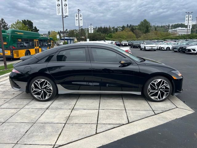 Used 2023 Hyundai Ioniq 6 SEL RWD image 4