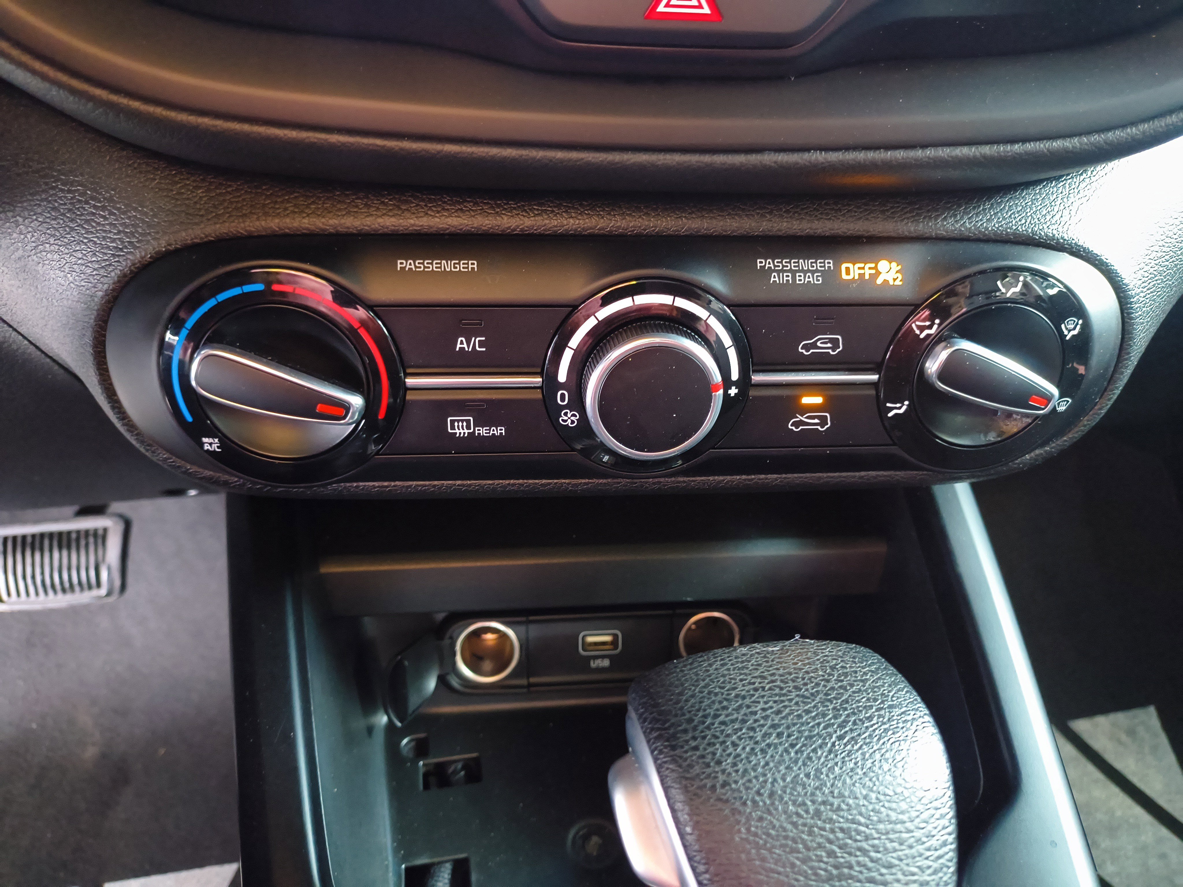 Used 2024 Kia Soul LX w/ Option Group 015 image 19