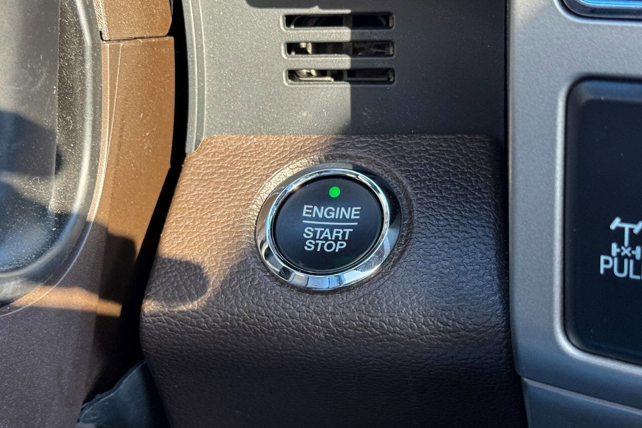 Used 2022 Ford F250 King Ranch w/ King Ranch Ultimate Package image 25