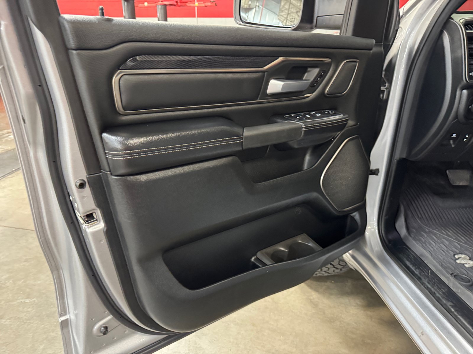 Used 2020 RAM 1500 Rebel w/ Rebel Level 2 Equipment Group AWD/4WD image 13
