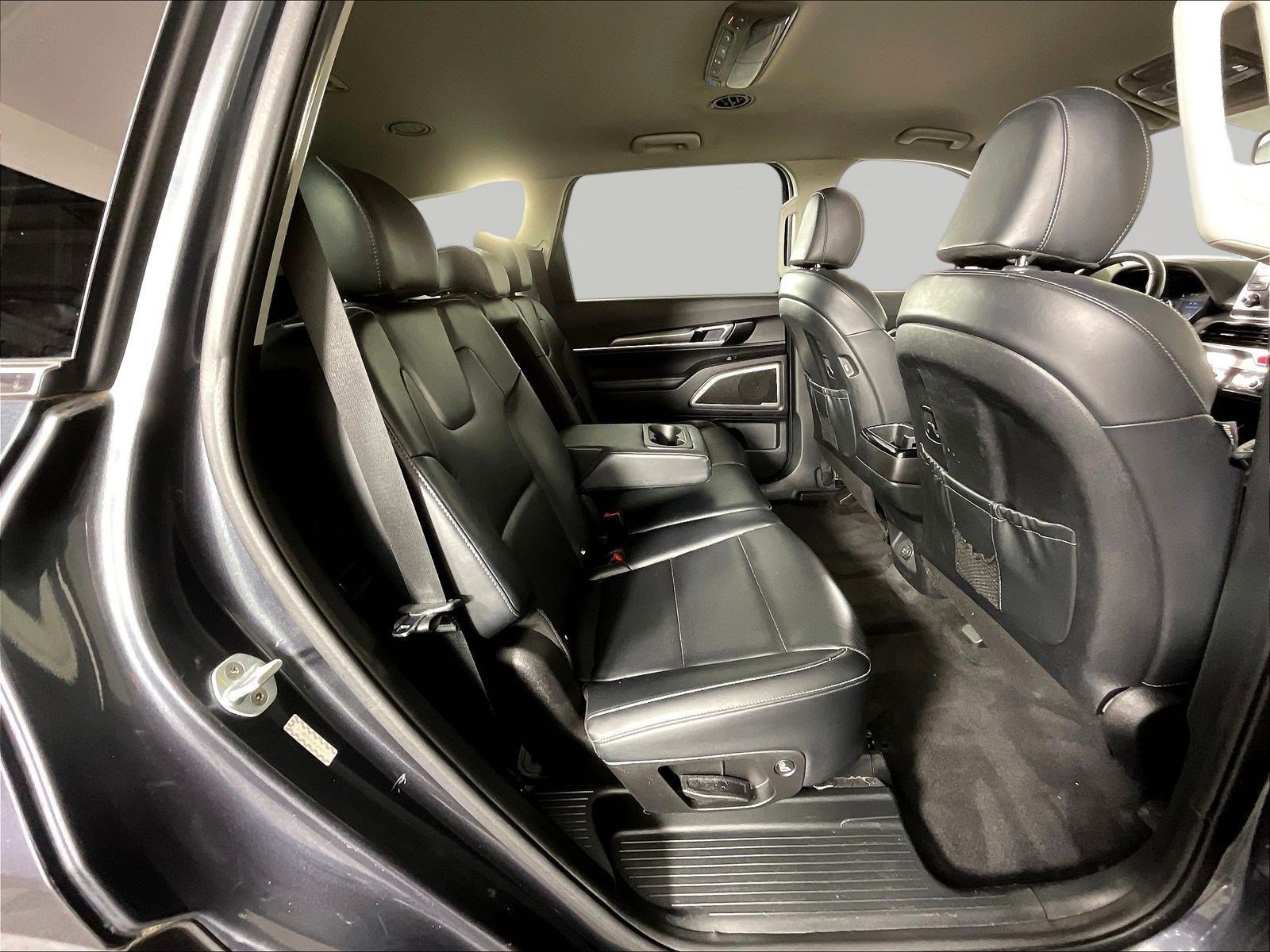 Used 2020 Kia Telluride LX AWD/4WD image 25
