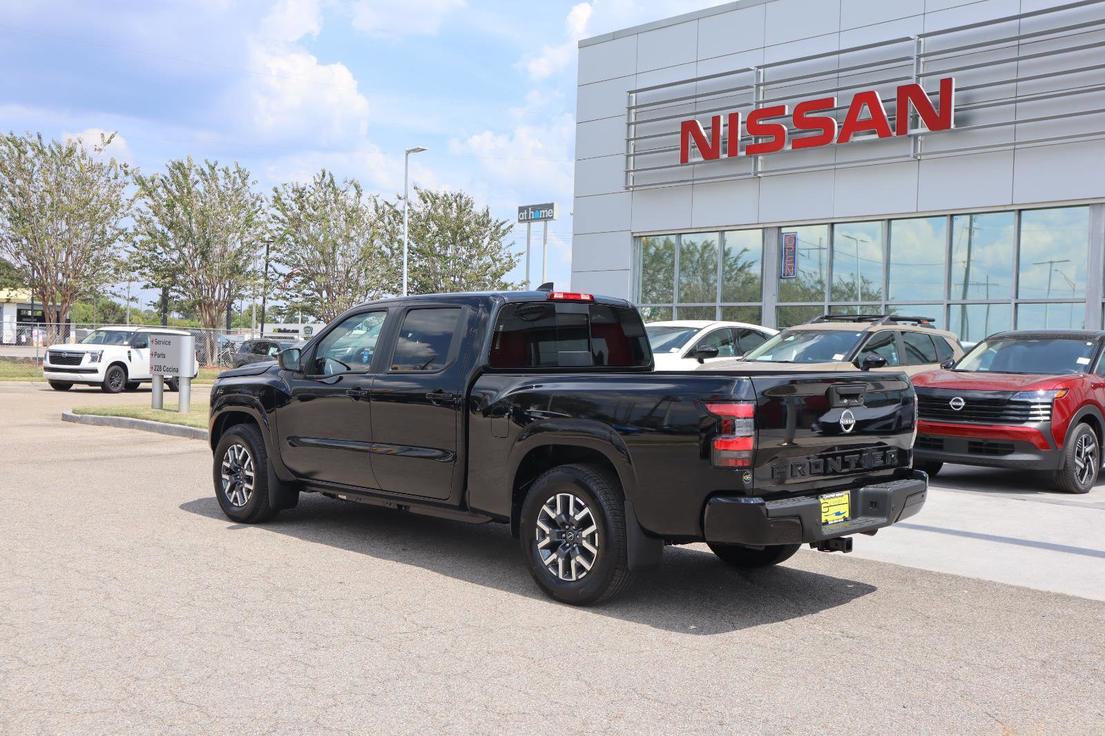 New 2026 Nissan Frontier SV image 5