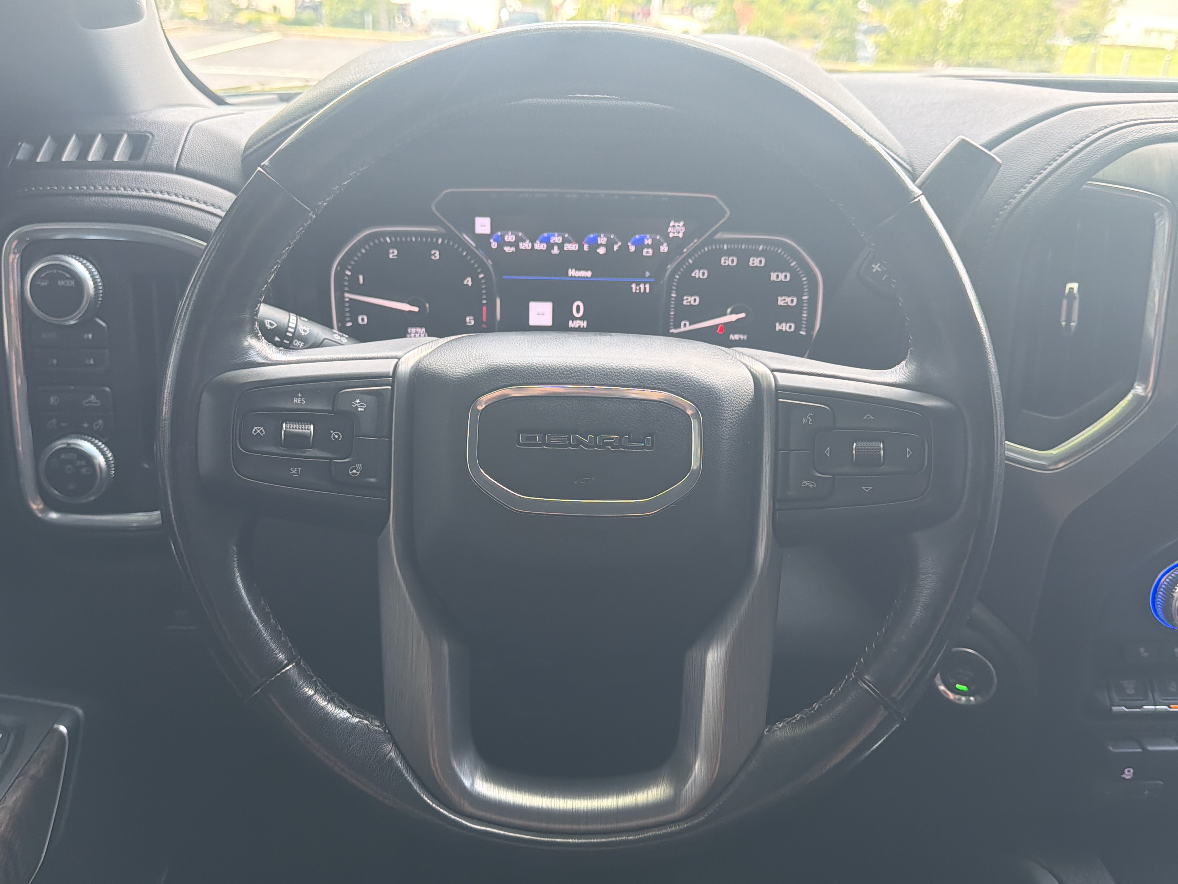 Used 2021 GMC Sierra 3500 Denali w/ Denali Black Diamond Edition AWD/4WD image 17