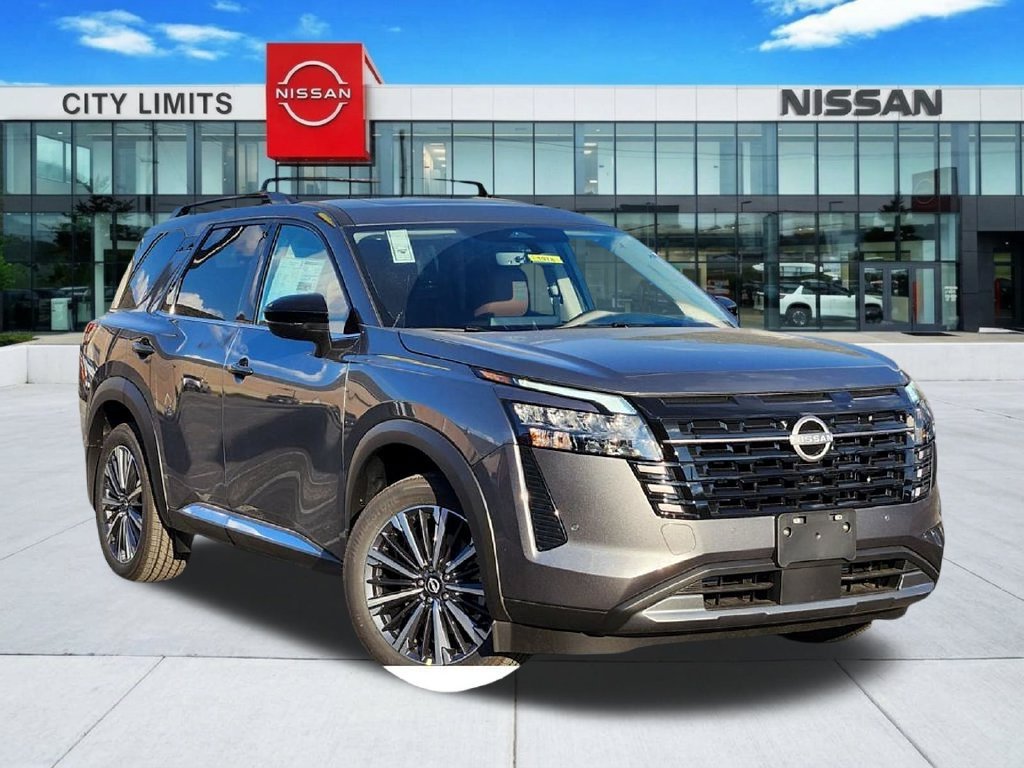 New 2026 Nissan Pathfinder Platinum w/ Cargo Package