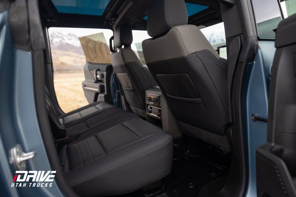 Used 2024 GMC Hummer EV 3X w/ Omega Edition image 18