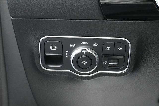 Used 2022 Mercedes-Benz GLA 250 4MATIC image 10
