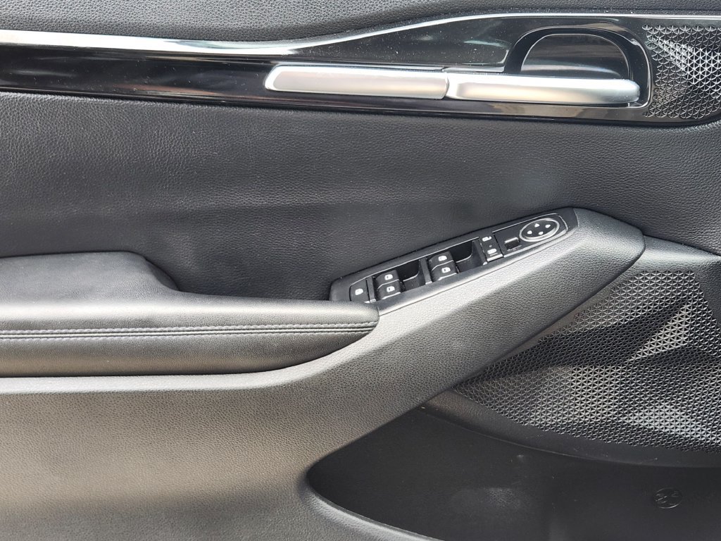 Certified 2022 Kia Seltos S FWD image 60