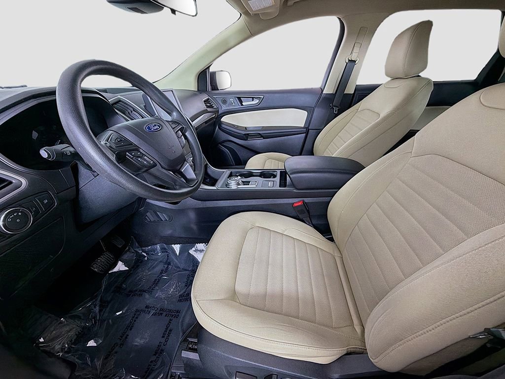 Used 2022 Ford Edge SE image 17