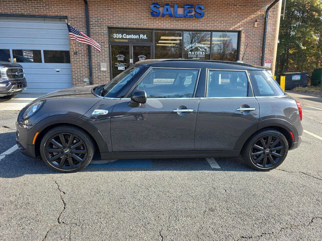 Used 2019 MINI Cooper S image 2
