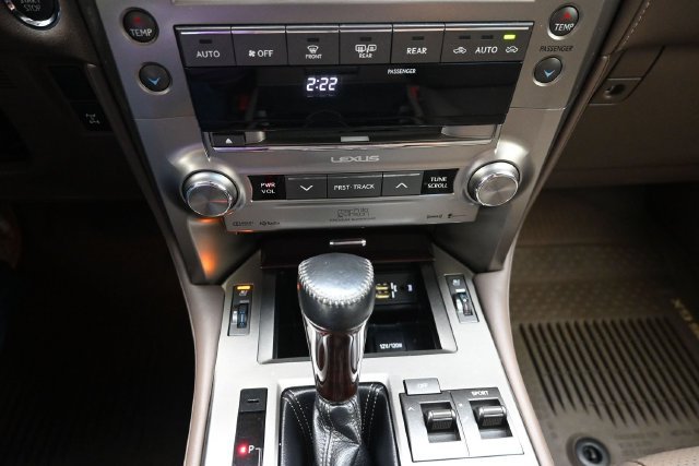 Used 2018 Lexus GX 460 Luxury w/ Preferred Accessory Package AWD/4WD image 33