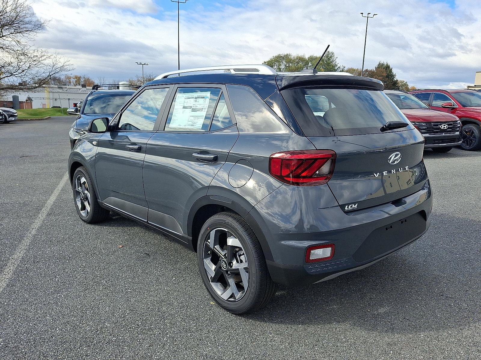 New 2026 Hyundai Venue SEL image 4