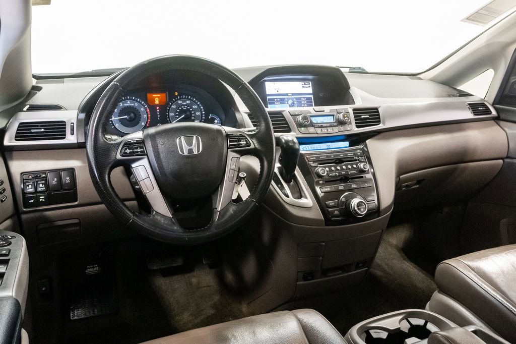 Used 2011 Honda Odyssey Touring image 7